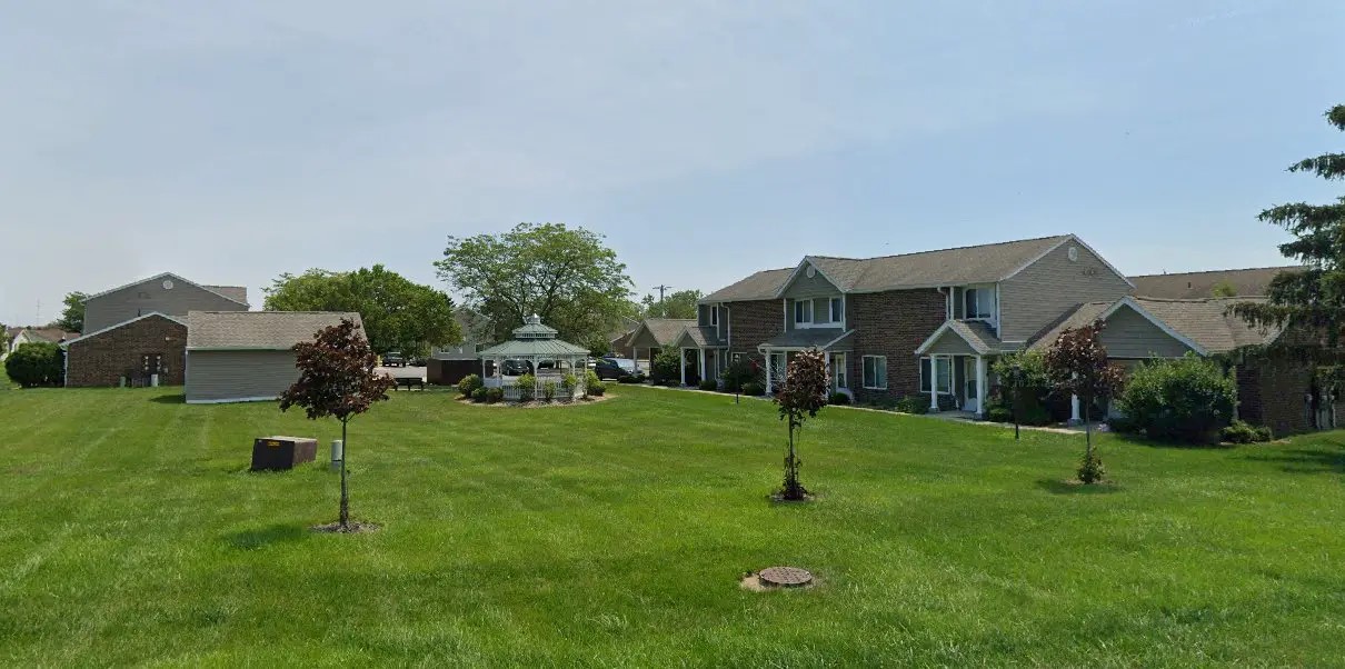 1800 Oakwood Ave Property Photo 3