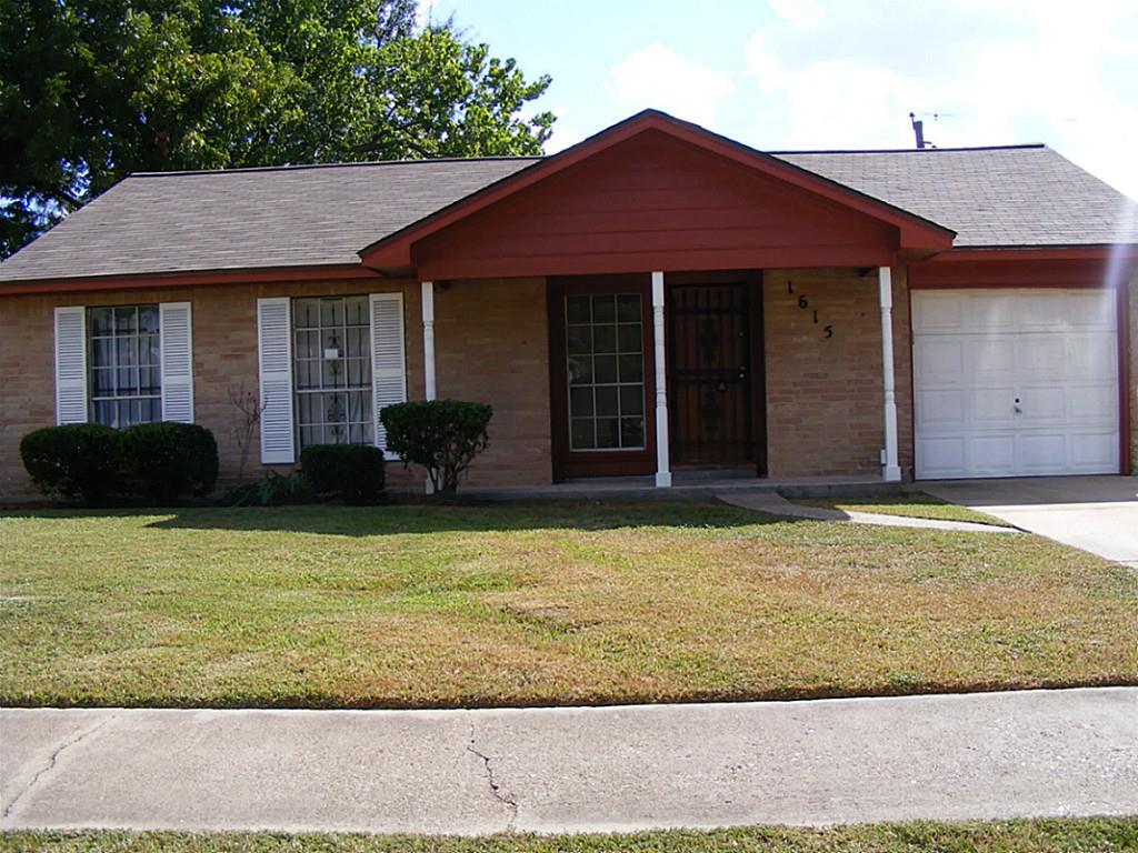 1615 Mosher Lane Property Photo 1