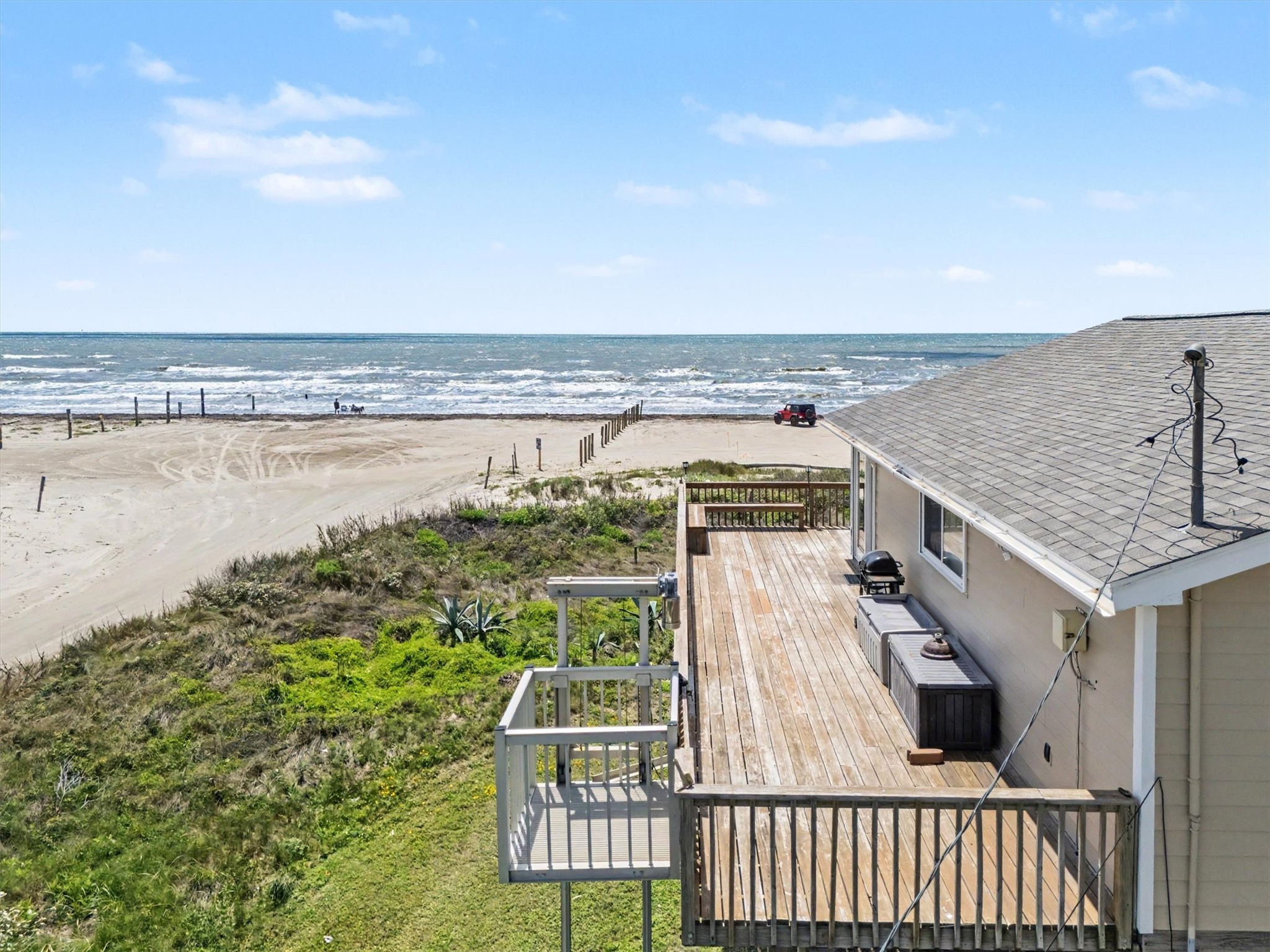 16505 Jamaica Beach Road Property Photo 1