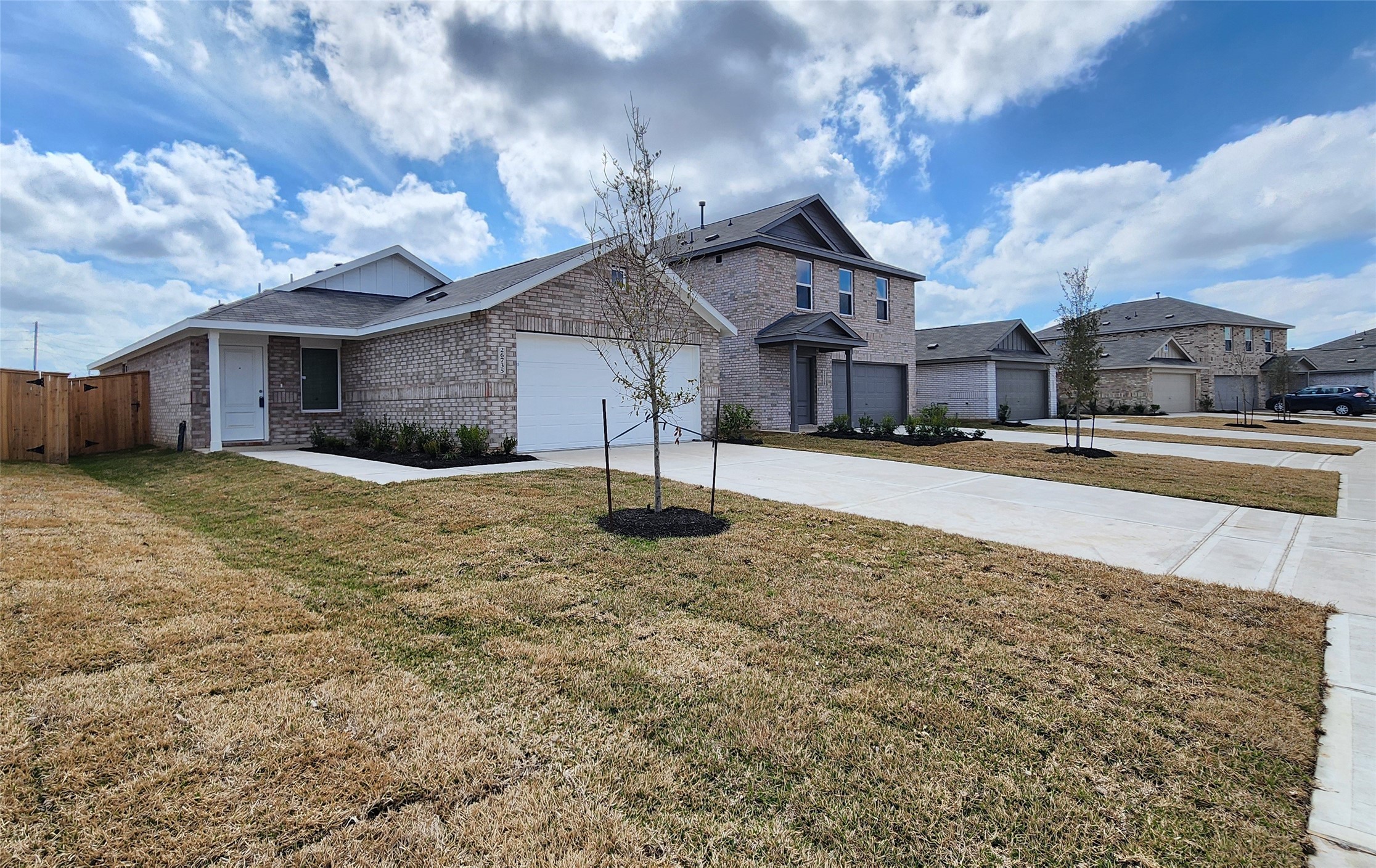26735 Feather Reed Drive Property Photo 2