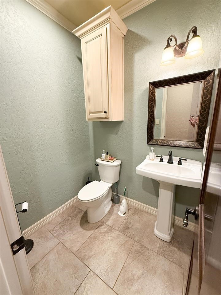 6470 Claybourn Drive Drive Property Photo 11
