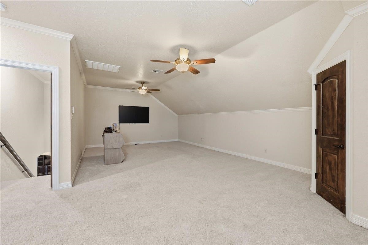 6470 Claybourn Drive Drive Property Photo 14