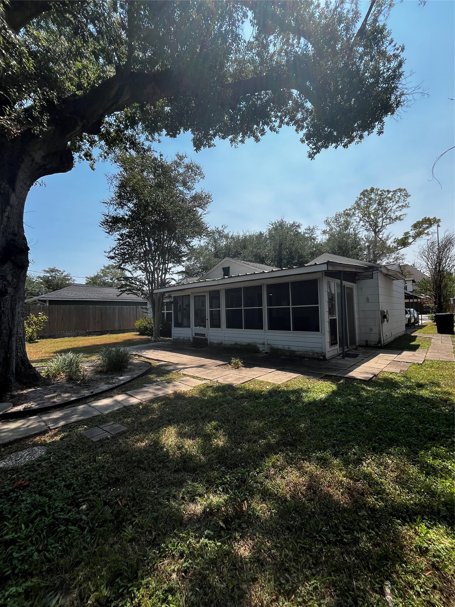 6506 Clawson Street Property Photo 3
