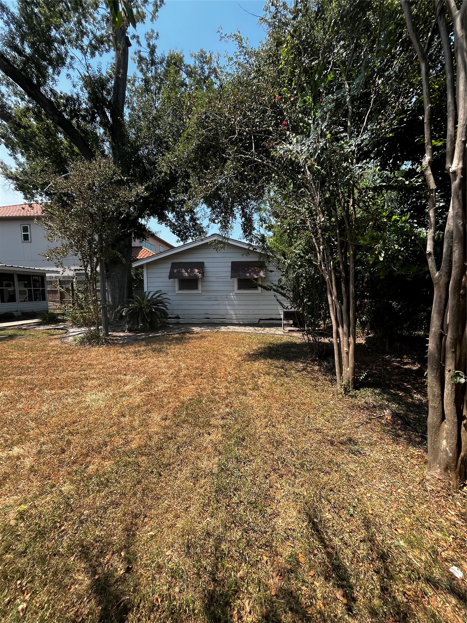 6506 Clawson Street Property Photo 5