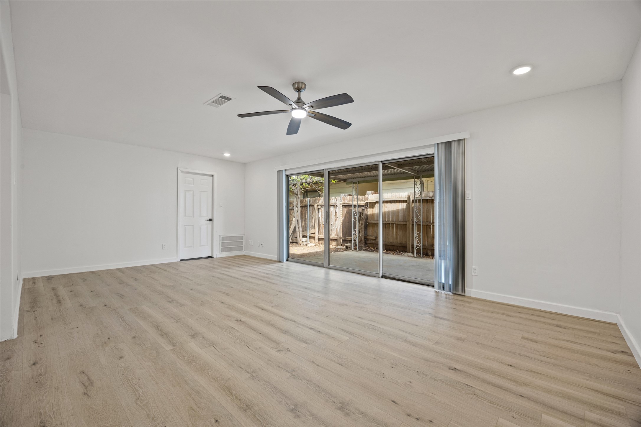 1400 Saint Edwards Drive Property Photo 4