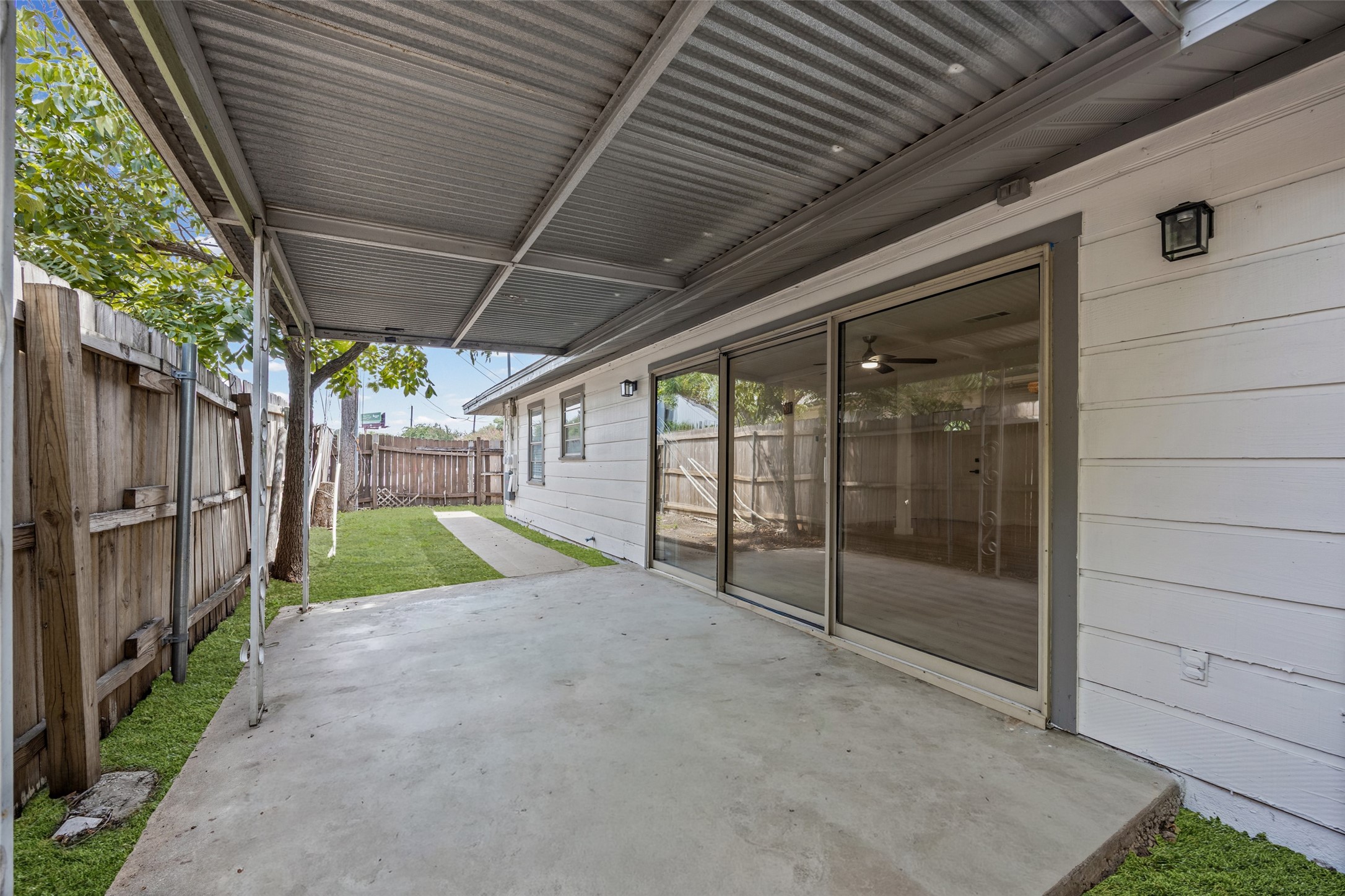 1400 Saint Edwards Drive Property Photo 14