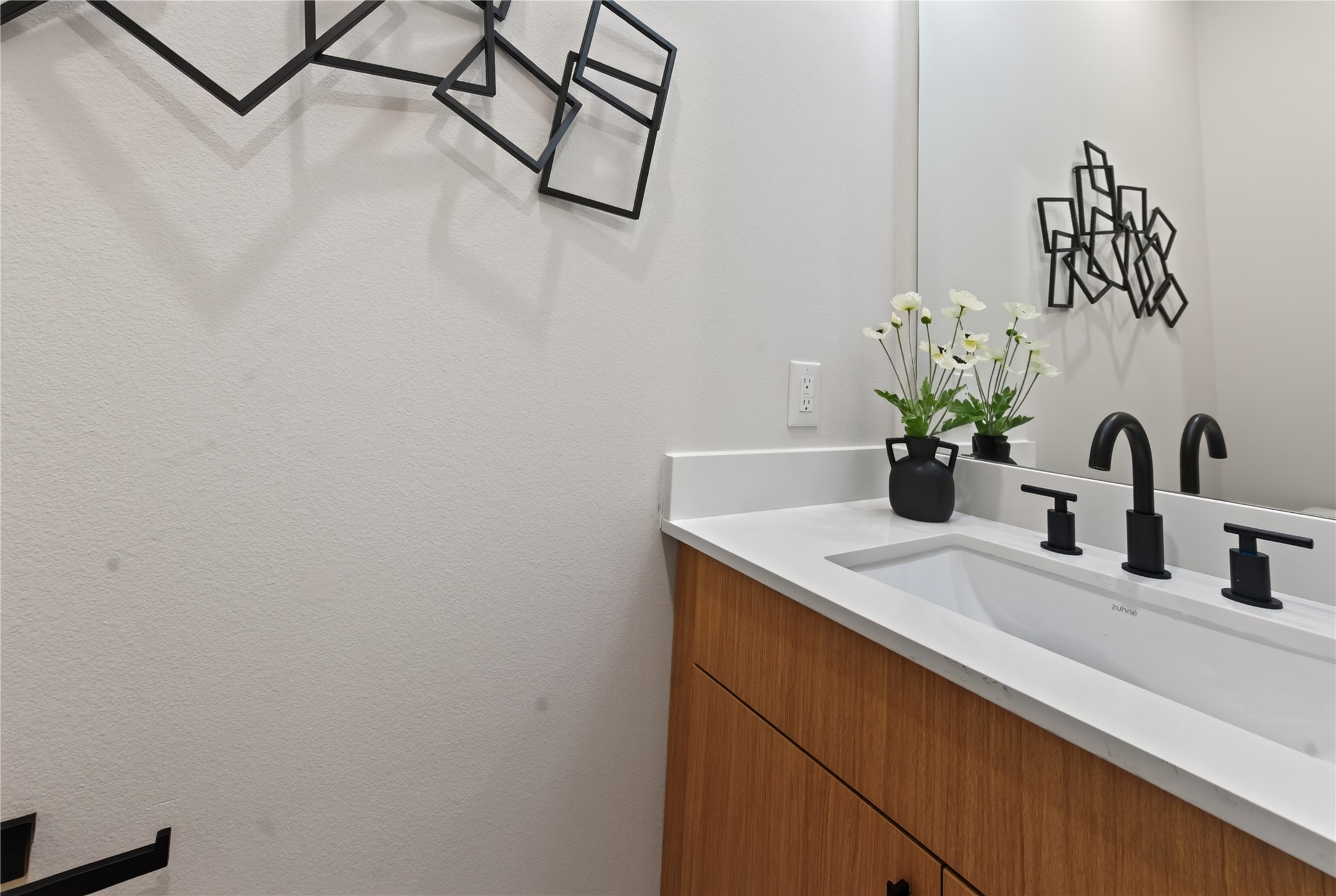 14101 Bridgeport Property Photo 14