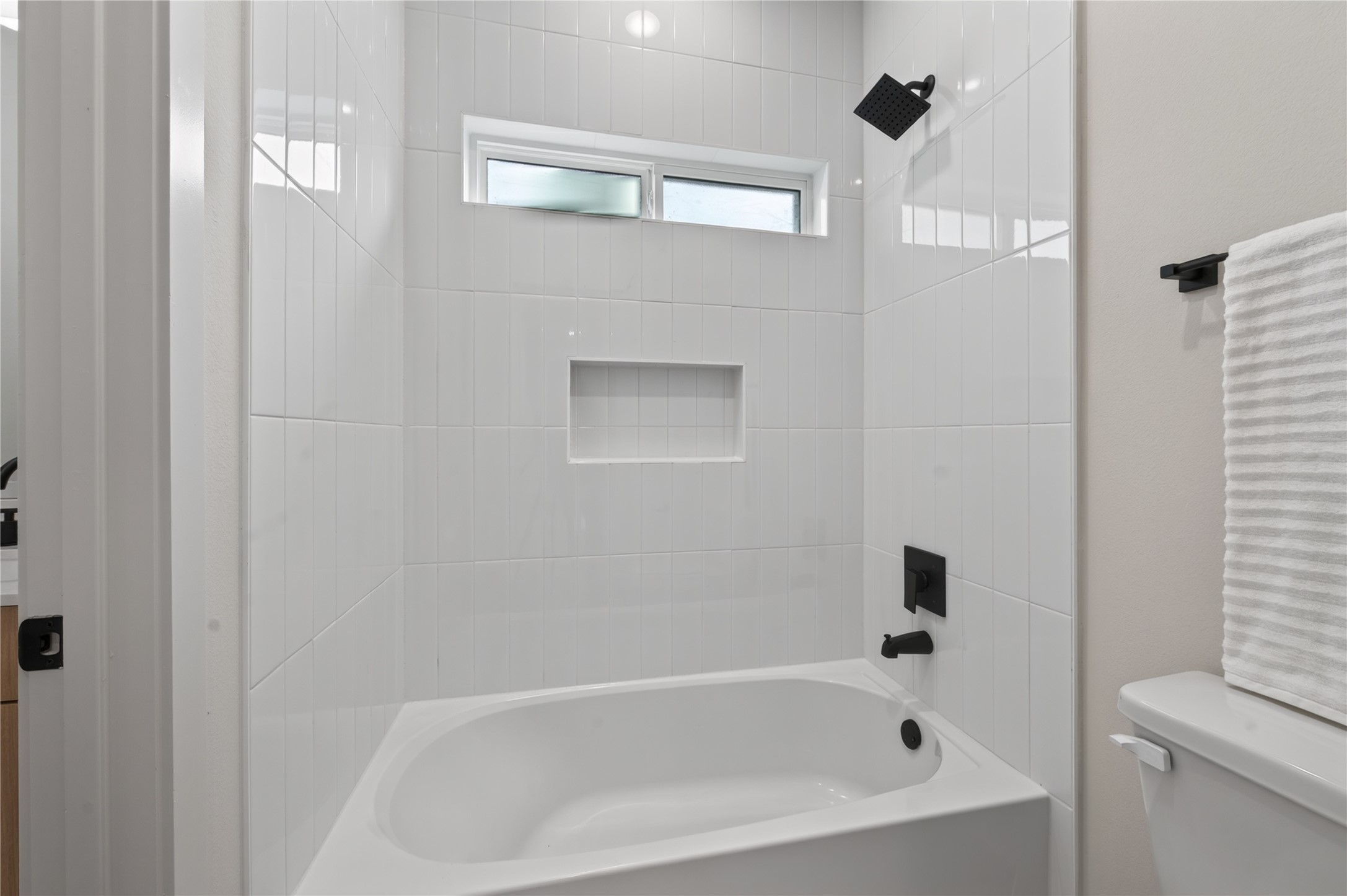 14101 Bridgeport Property Photo 28