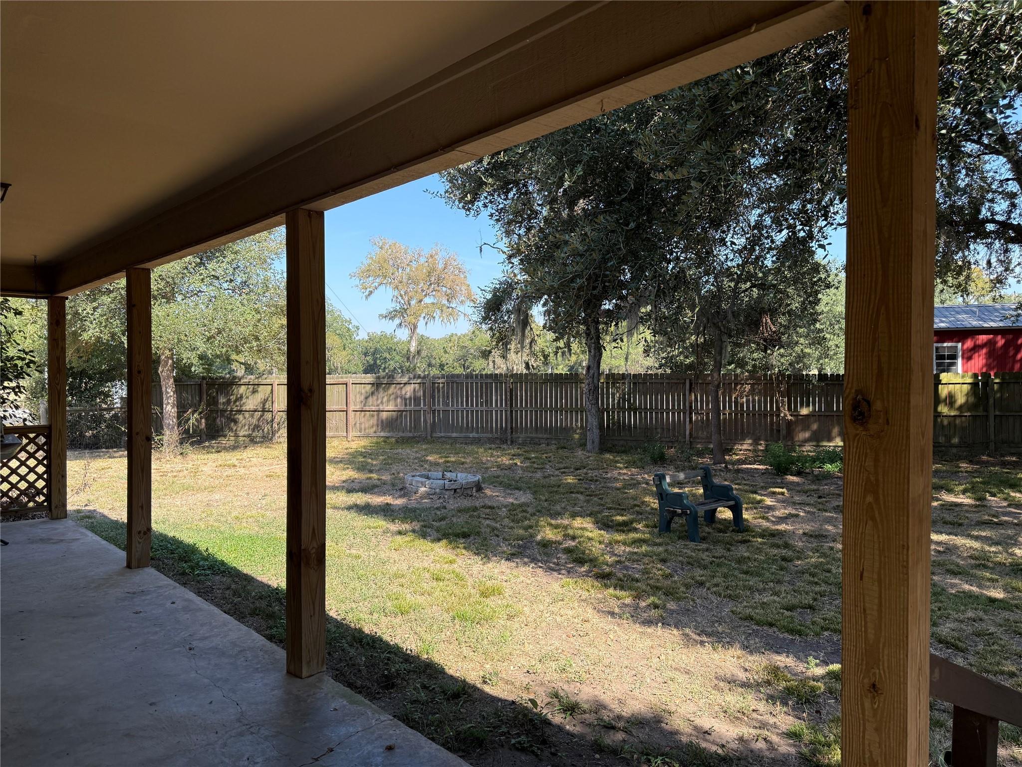 812 1st Street Property Photo 4