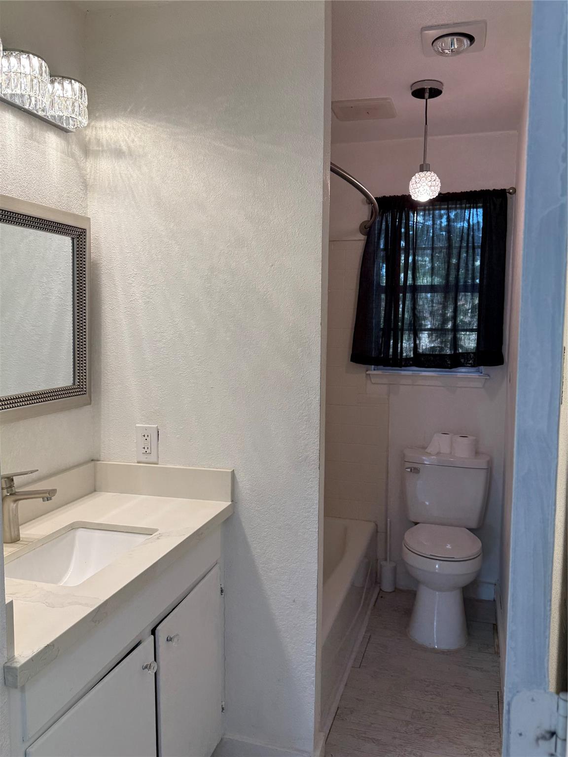 812 1st Street Property Photo 6