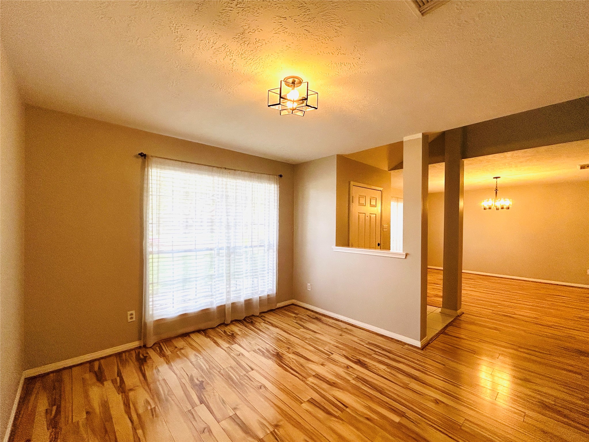1404 Helmsley Drive Property Photo 6