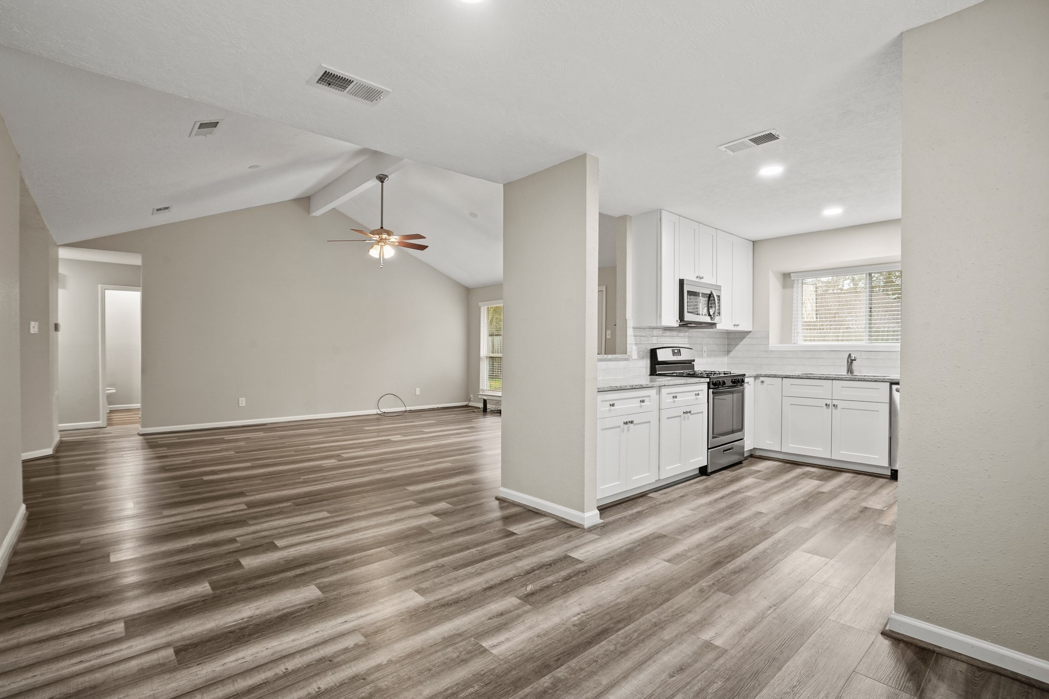 21402 Bassbrook Drive Property Photo 6