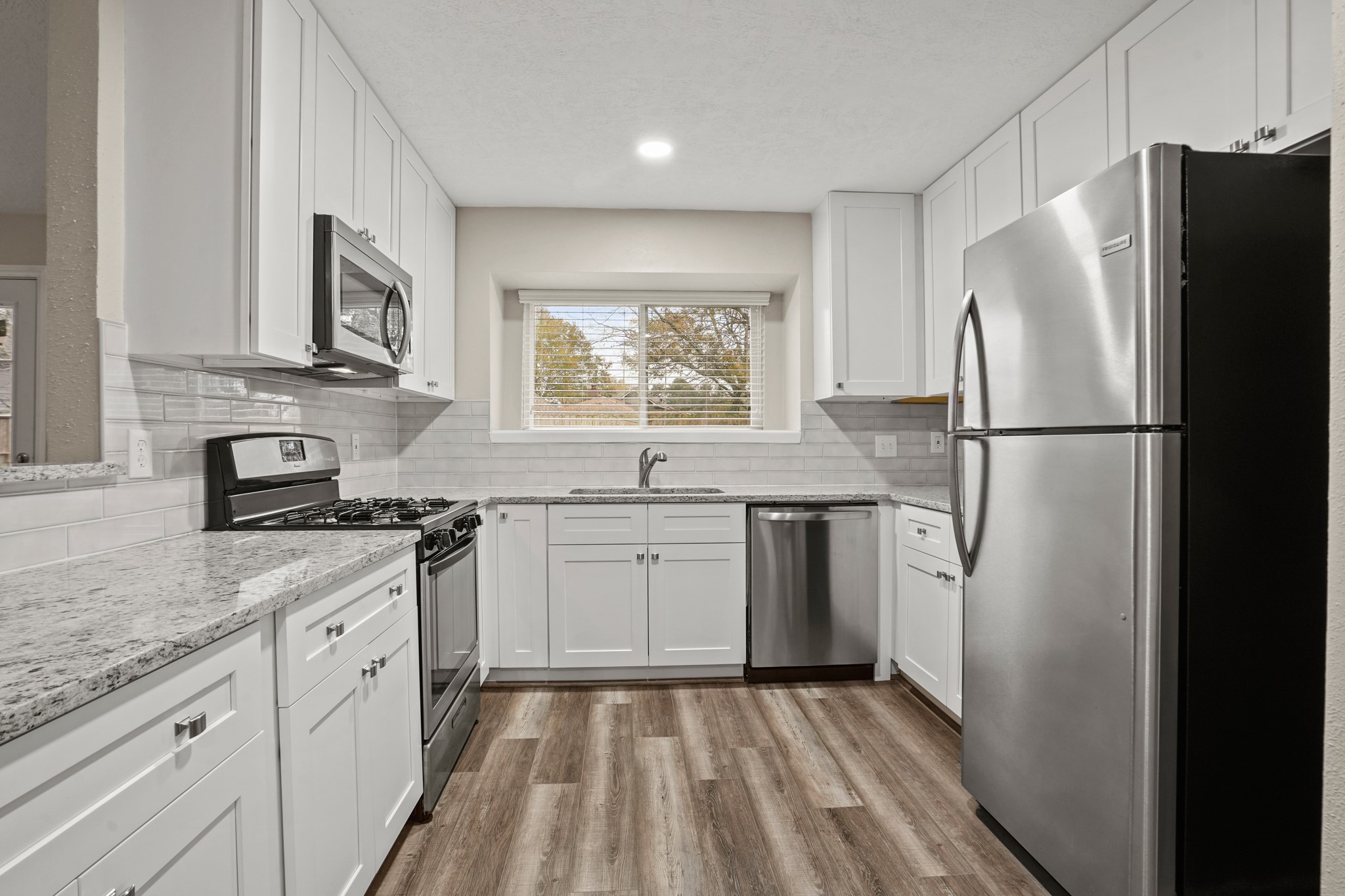 21402 Bassbrook Drive Property Photo 8