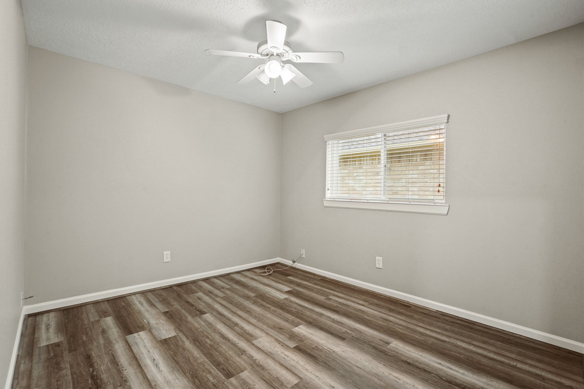21402 Bassbrook Drive Property Photo 11