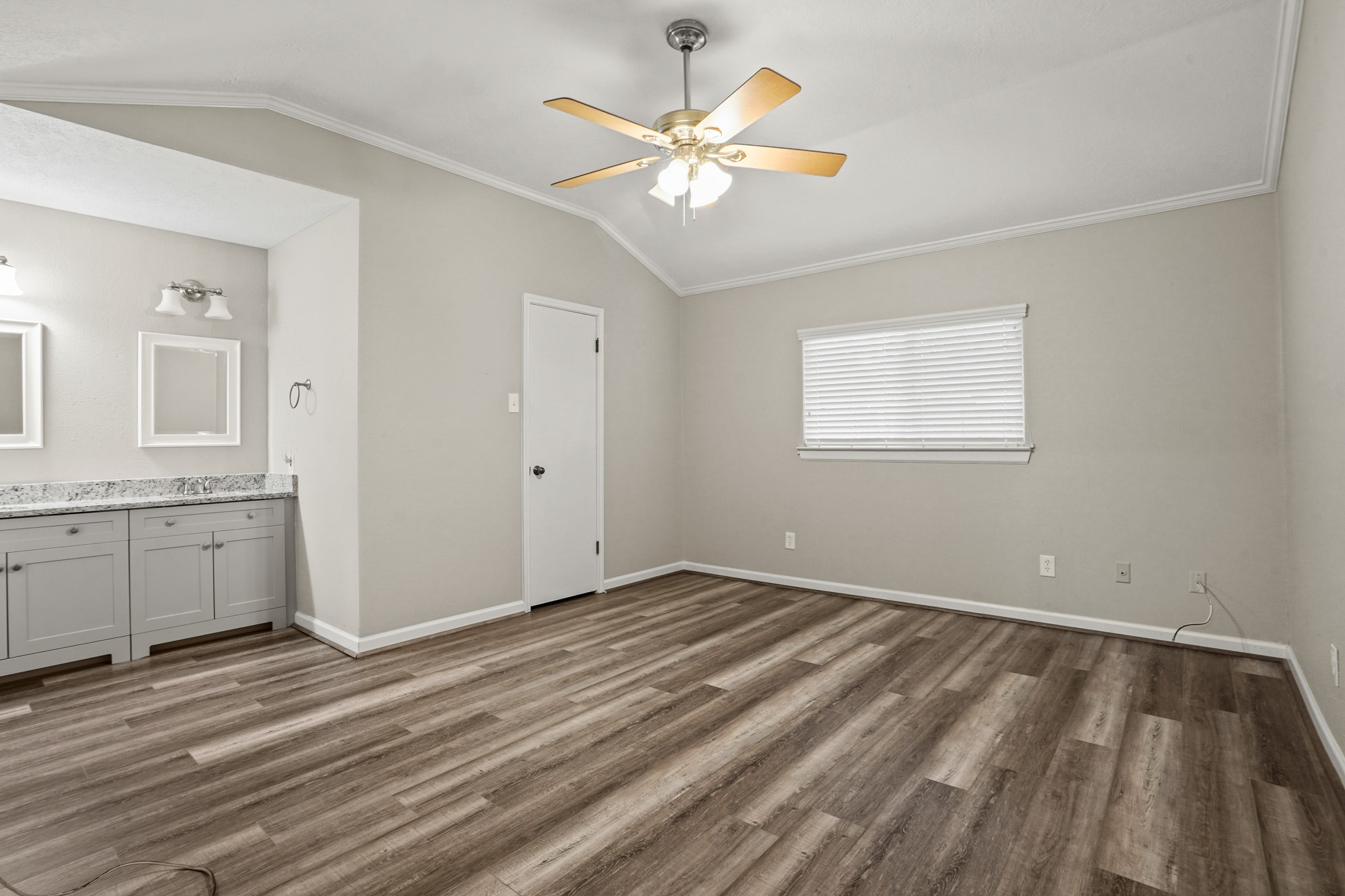 21402 Bassbrook Drive Property Photo 13