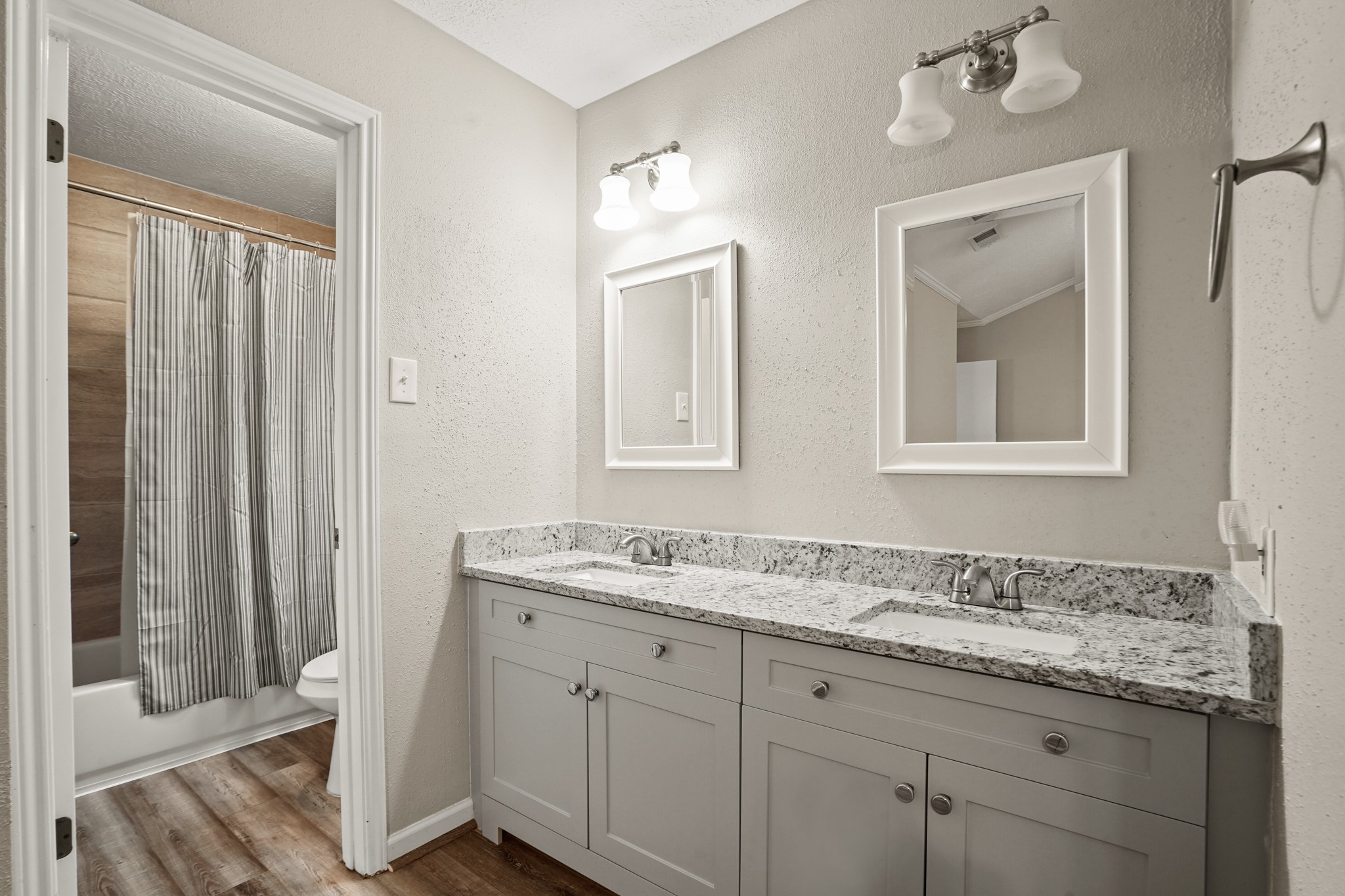 21402 Bassbrook Drive Property Photo 14
