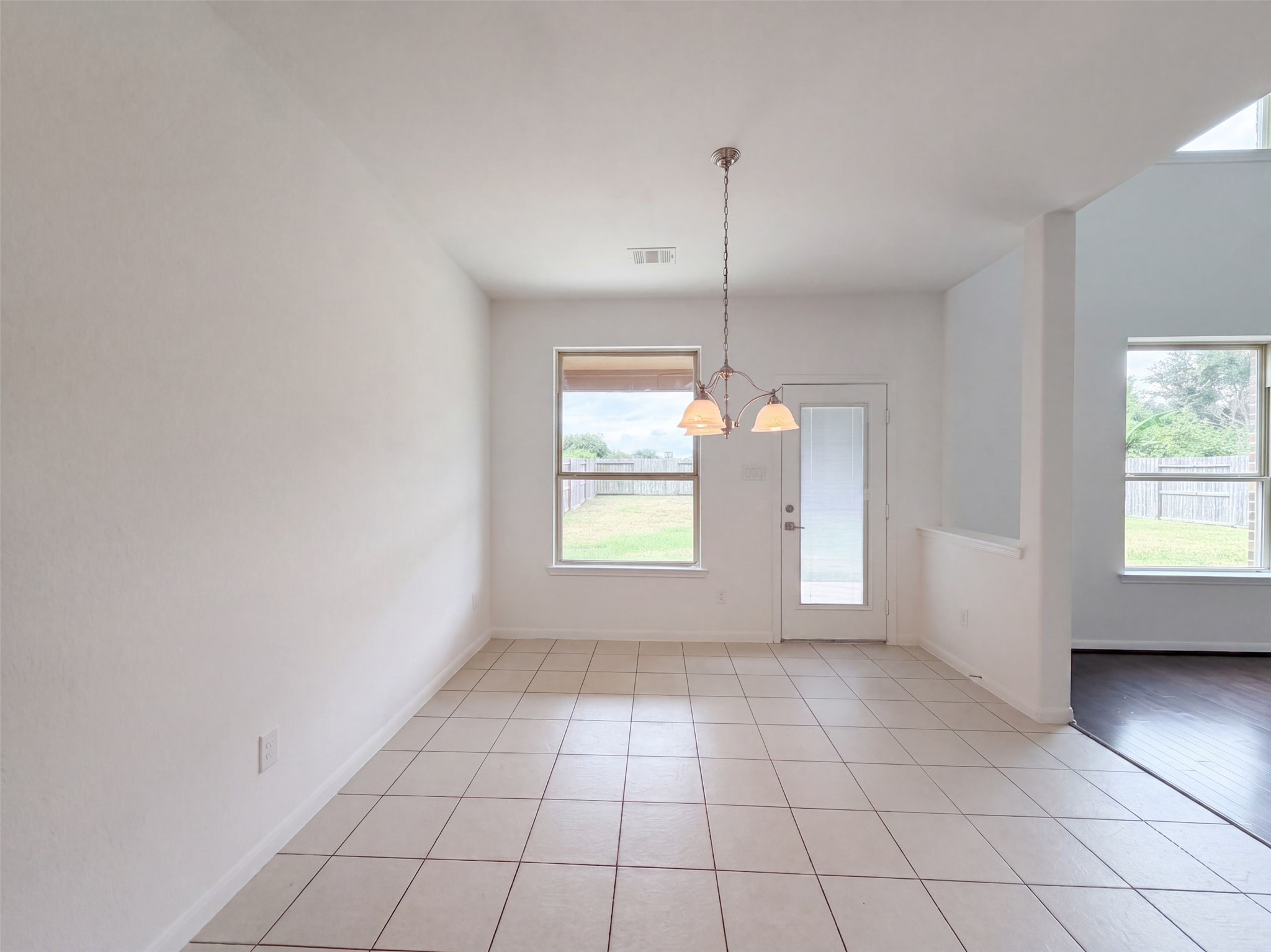 19607 Pecos Bend Court Property Photo 11
