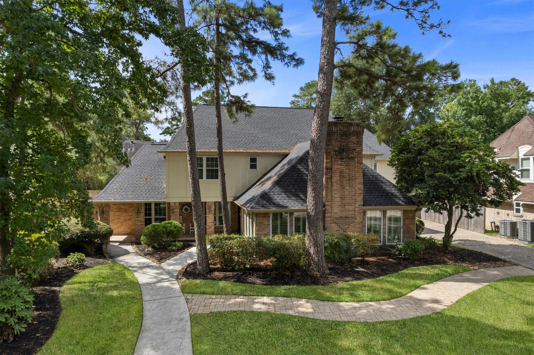 9527 Enstone Circle Property Photo 1