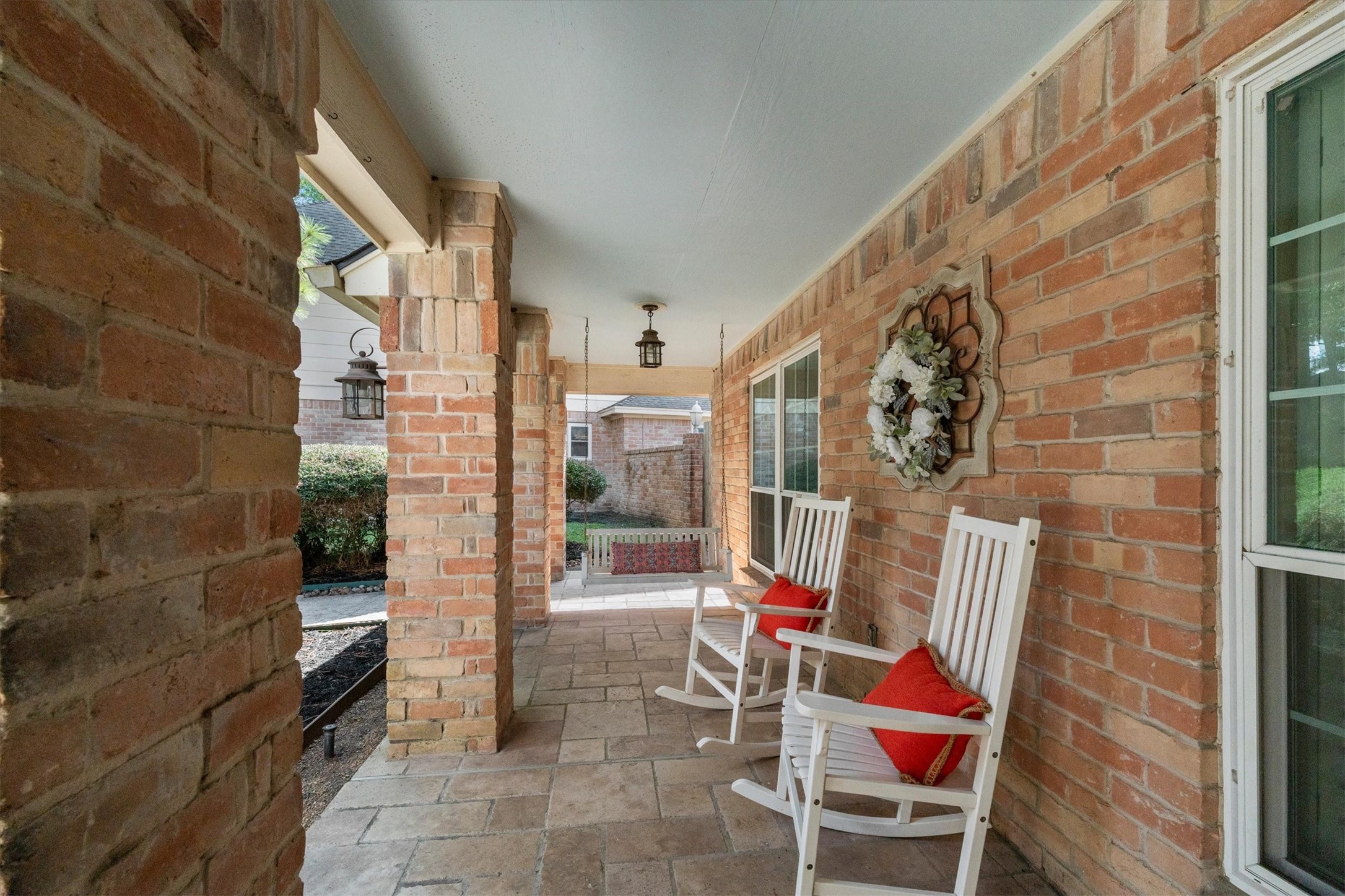 9527 Enstone Circle Property Photo 4