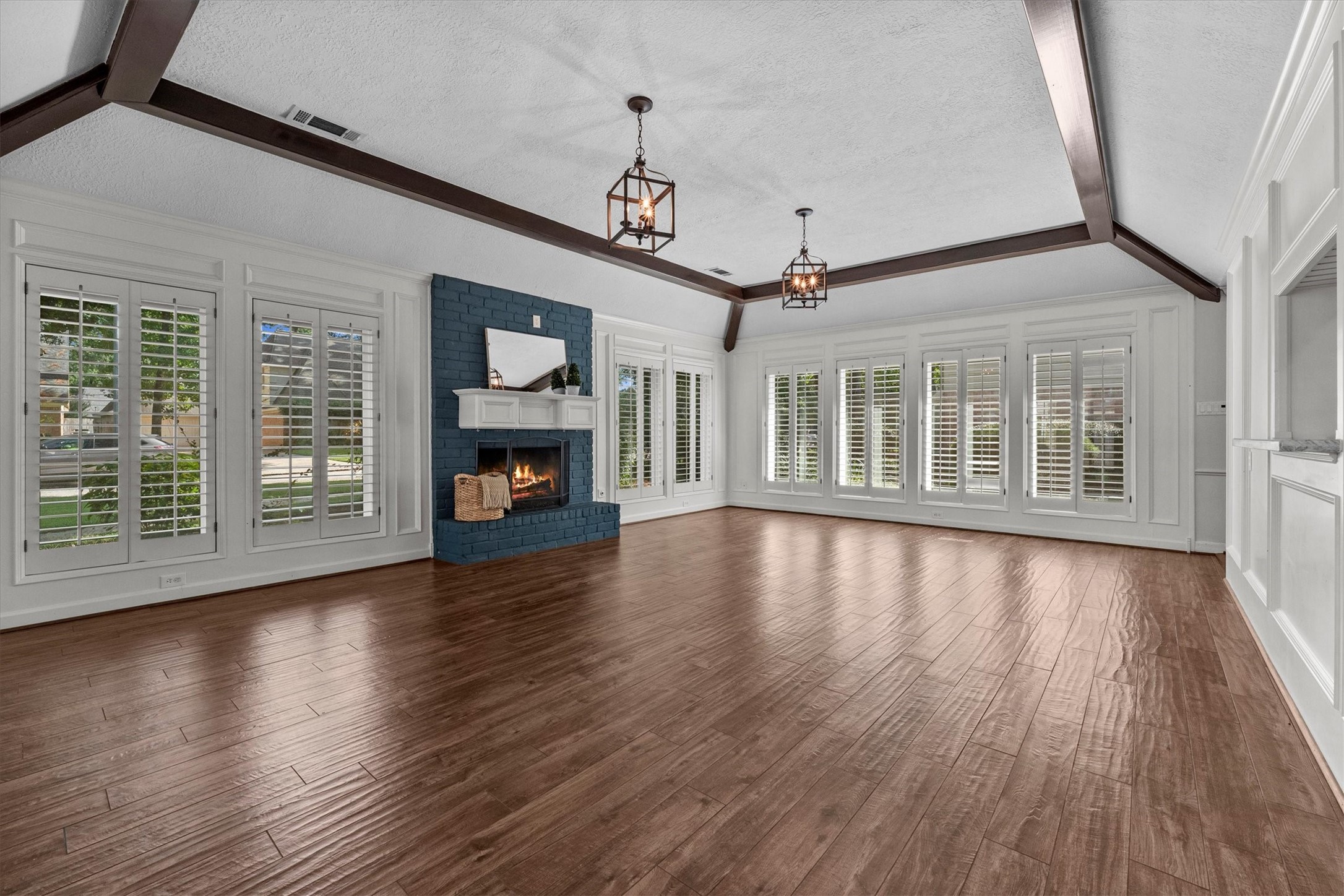 9527 Enstone Circle Property Photo 10