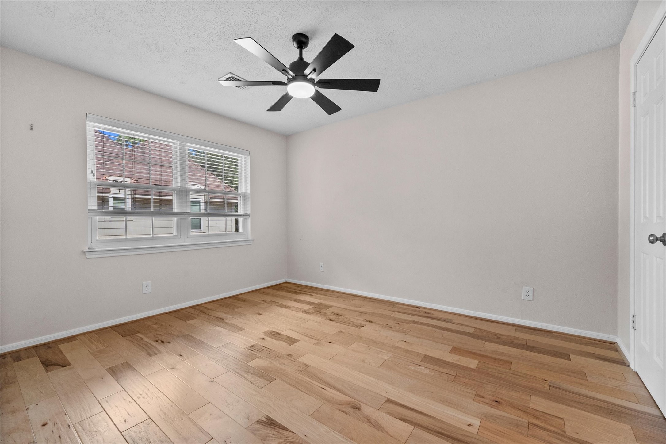 9527 Enstone Circle Property Photo 32