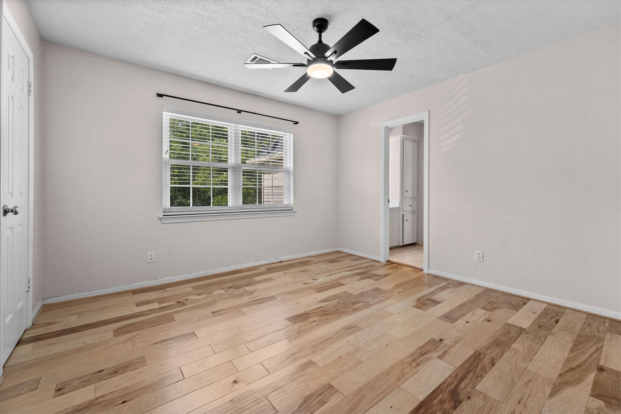 9527 Enstone Circle Property Photo 33