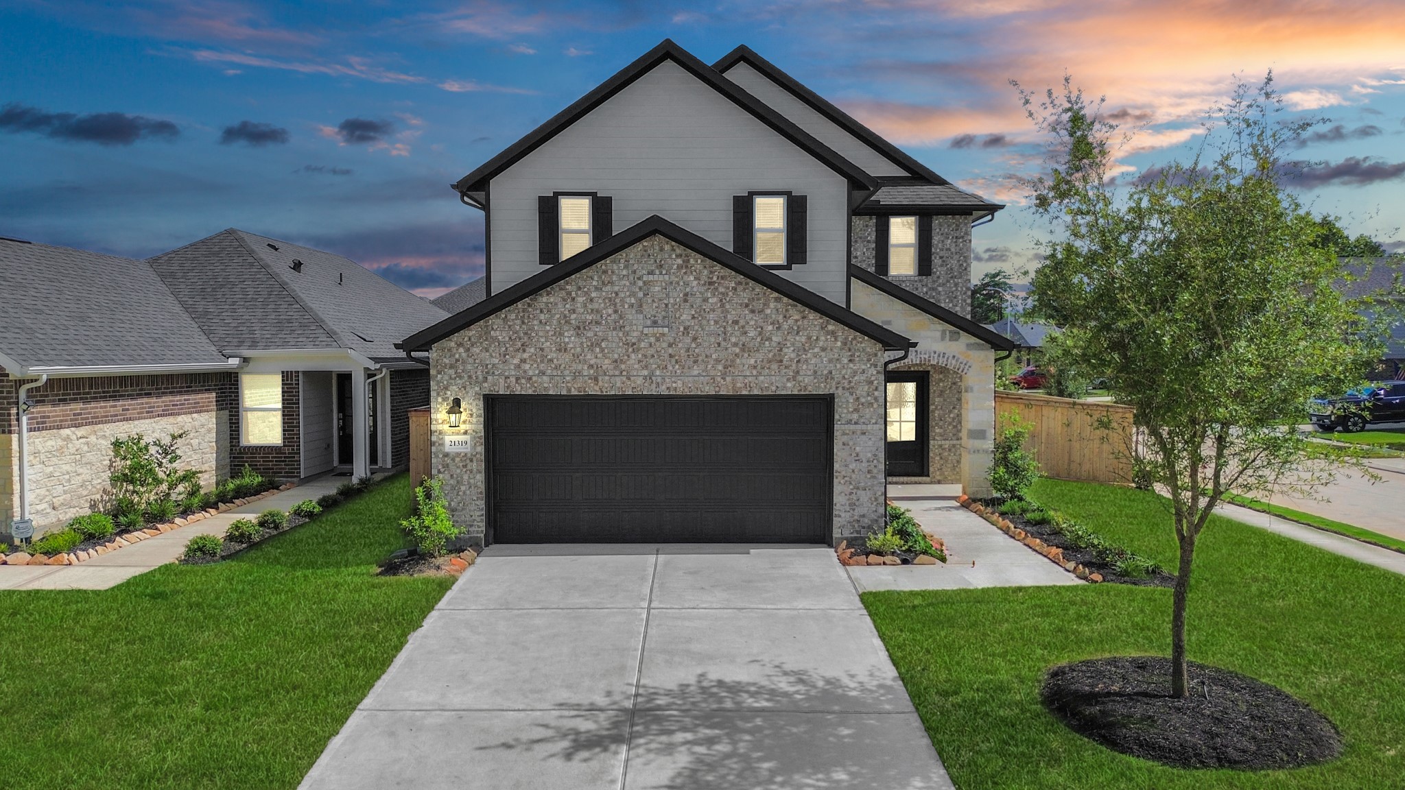 21319 Catelonia Yew Court Property Photo 1