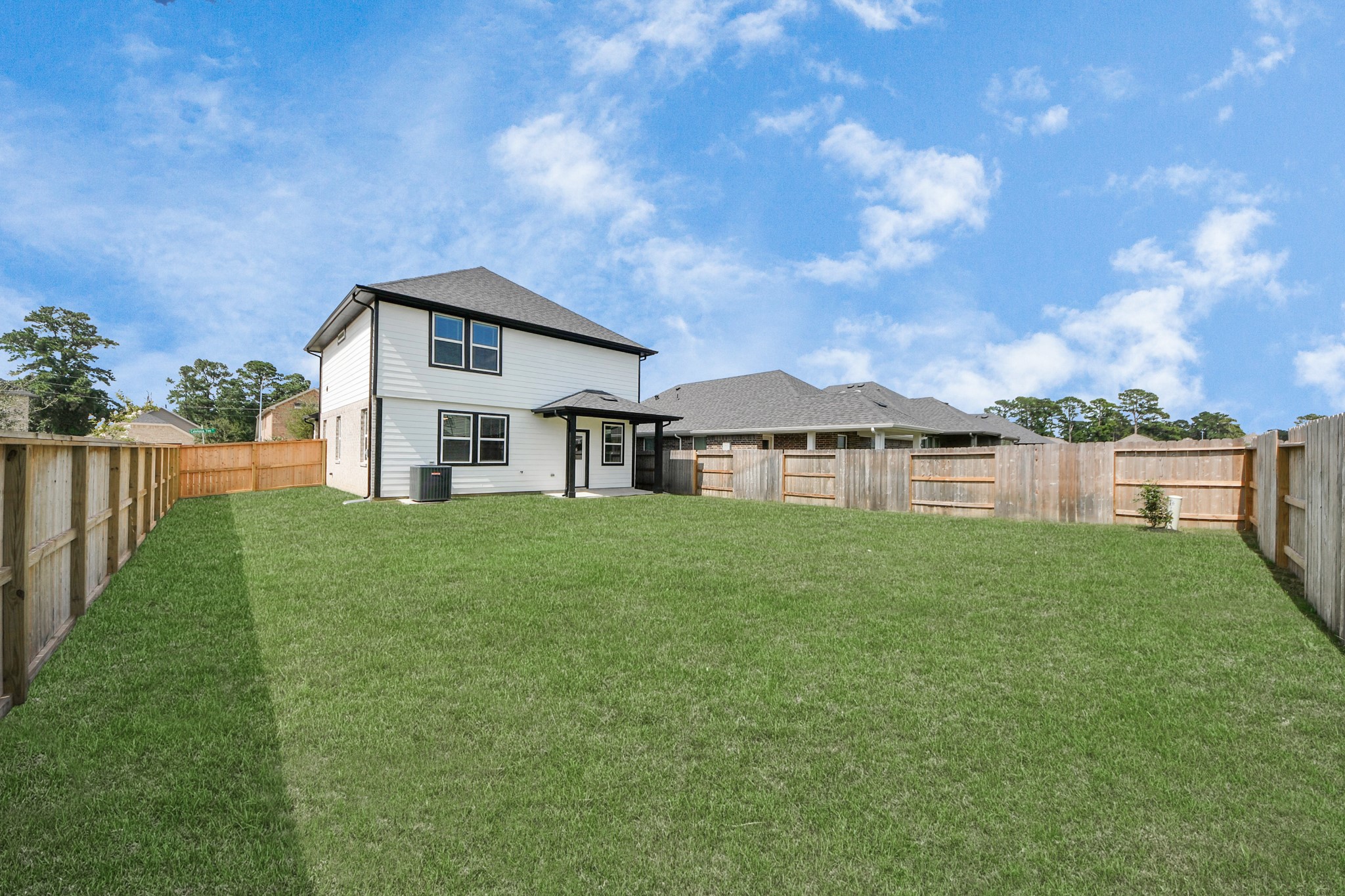 21319 Catelonia Yew Court Property Photo 8