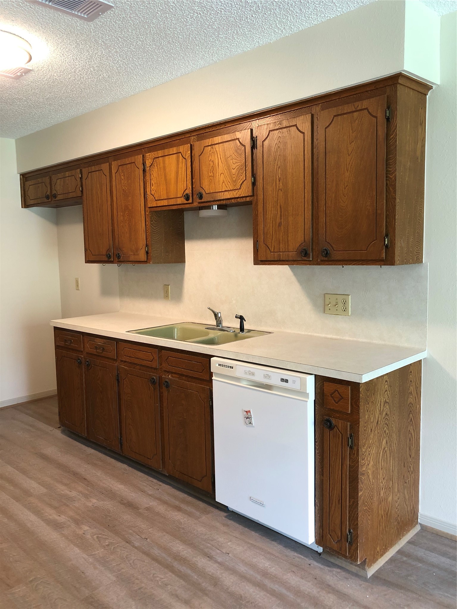303 Dogwood Street Property Photo 12