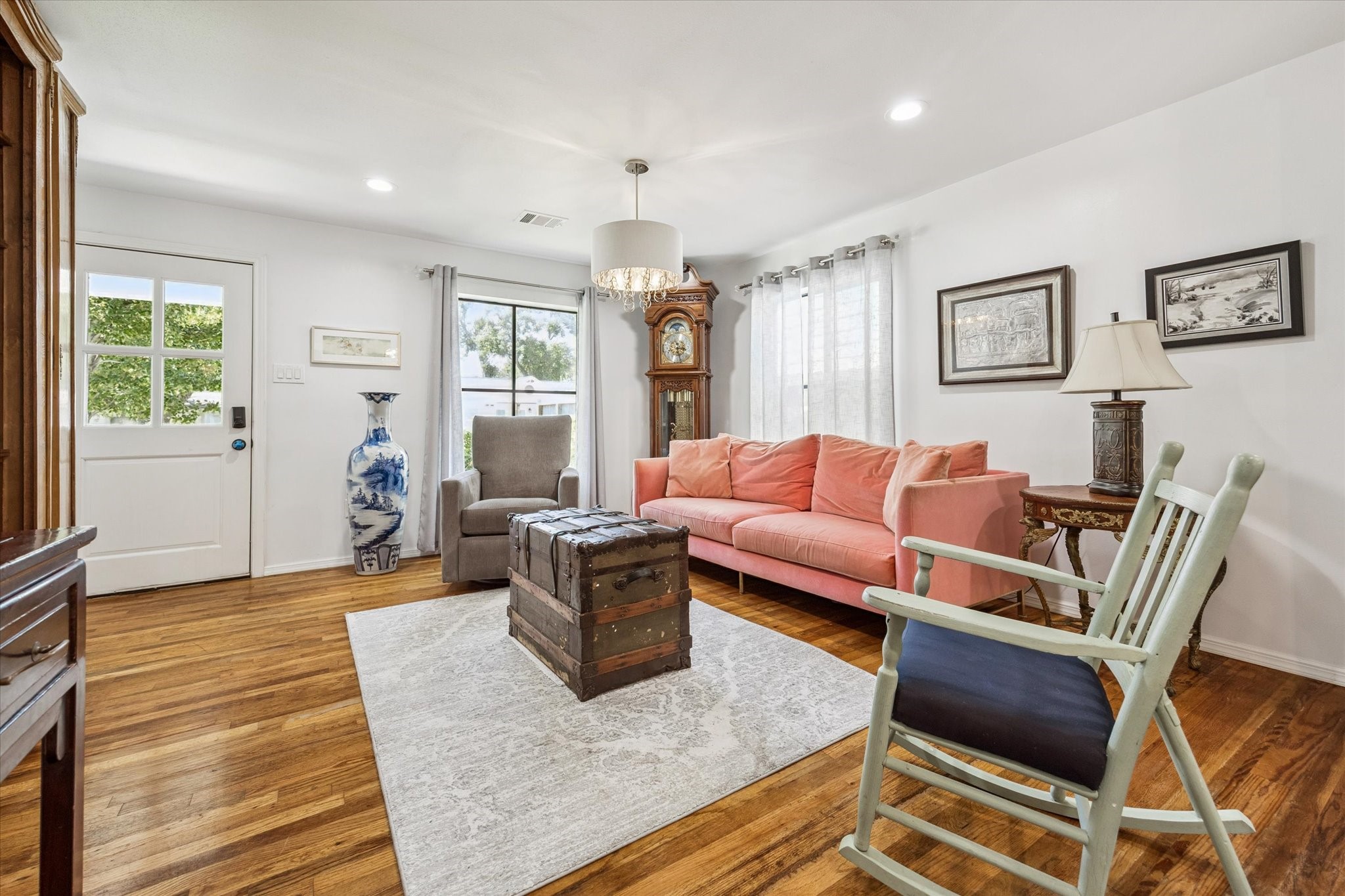 4710 Edison Street Property Photo 5