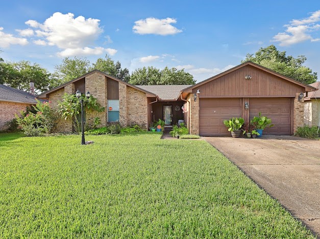 1406 River Rock Drive Property Photo 1
