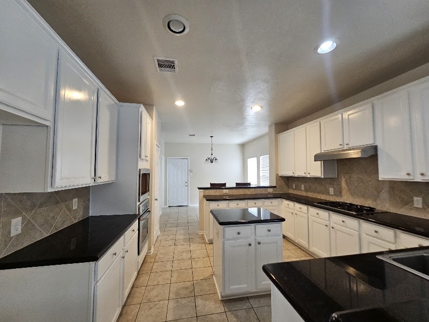 14902 Arvonshire Court Property Photo 6