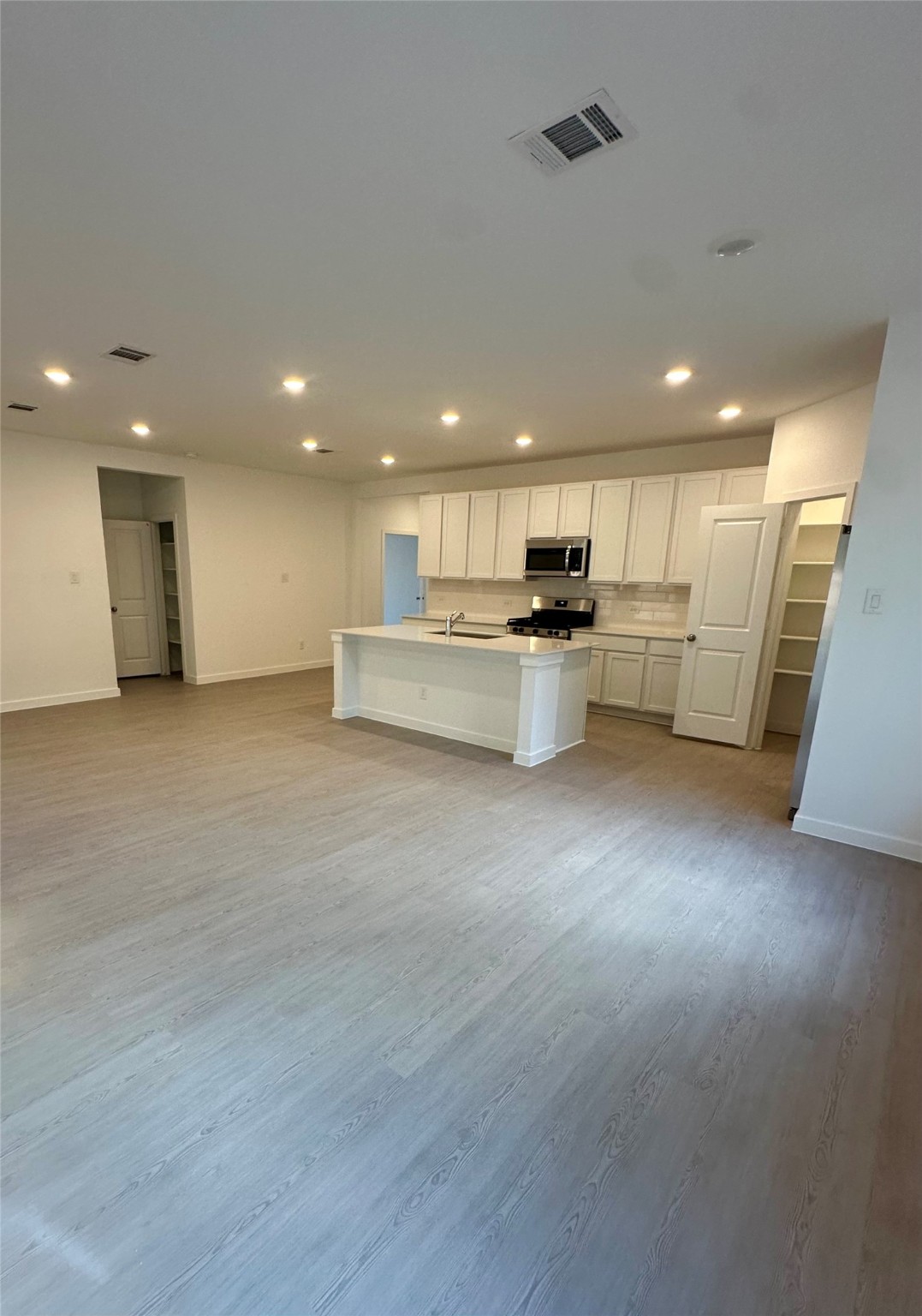10141 Pelican Hill Lane Property Photo 4