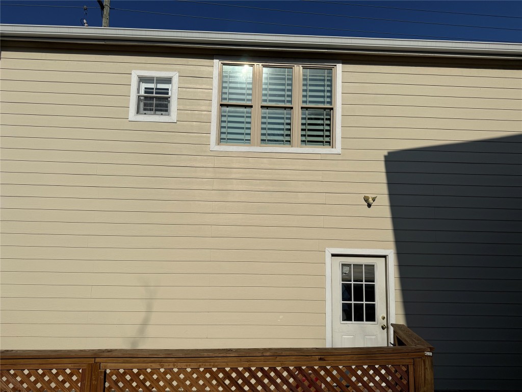 8 Bayvilla Street Property Photo 6