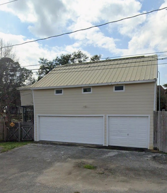 8 Bayvilla Street Property Photo 7