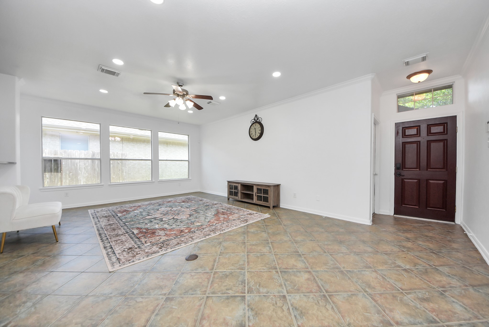 7330 Jacobs Well Drive Property Photo 4