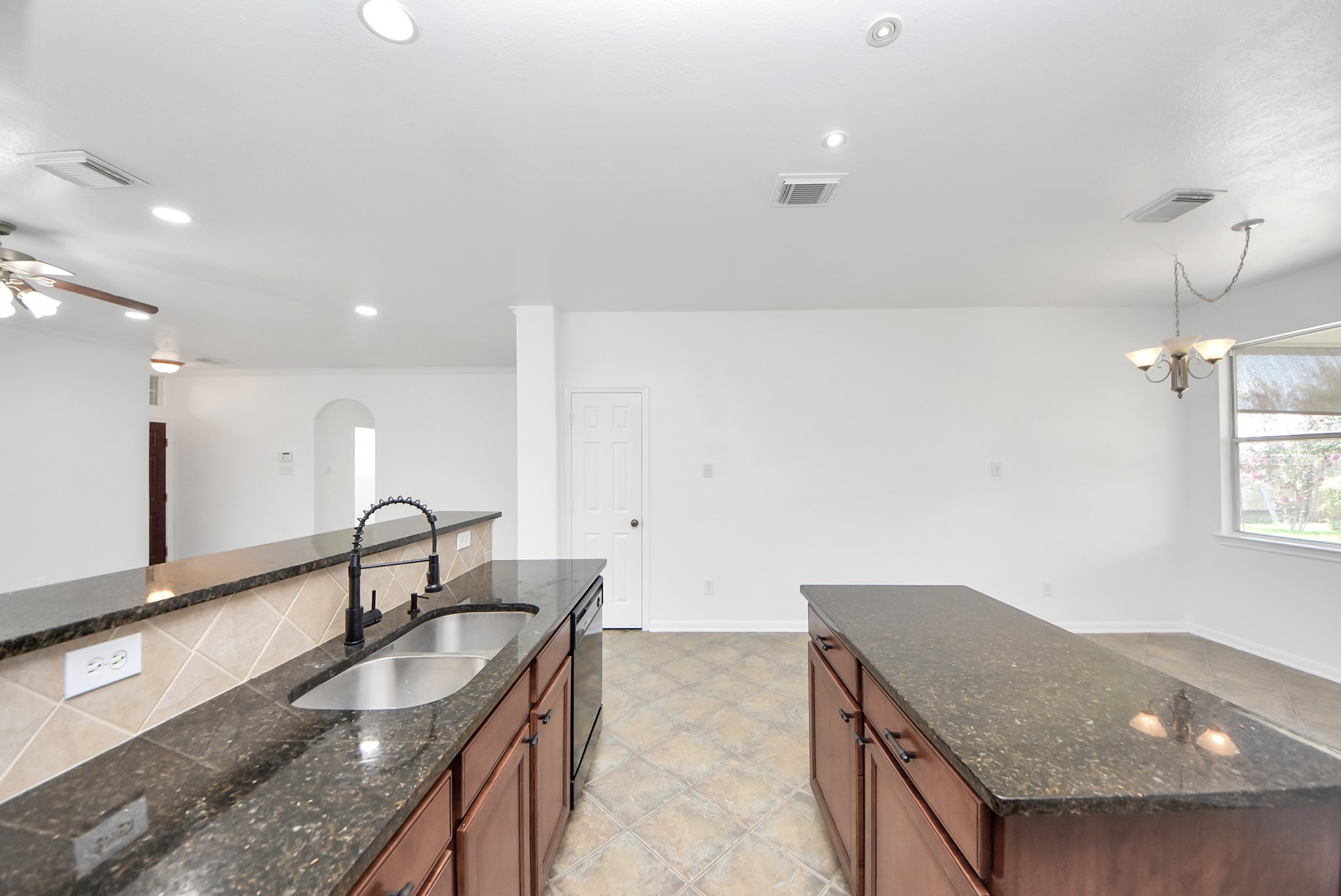 7330 Jacobs Well Drive Property Photo 20