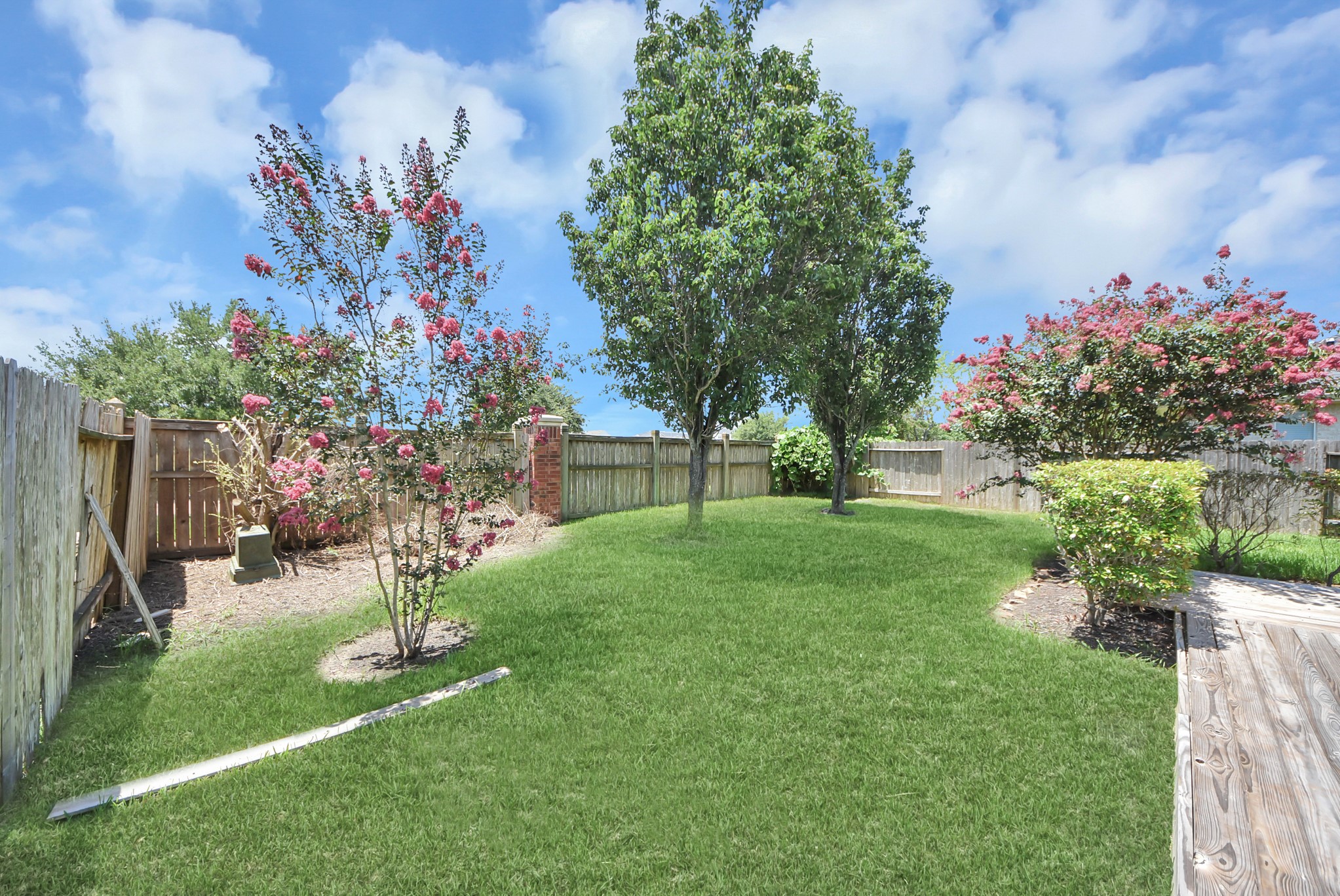 7330 Jacobs Well Drive Property Photo 23