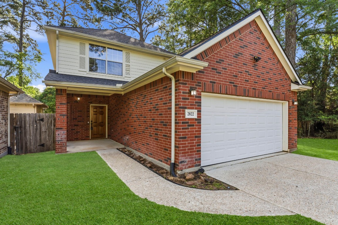 2822 Whitman Drive Property Photo 1
