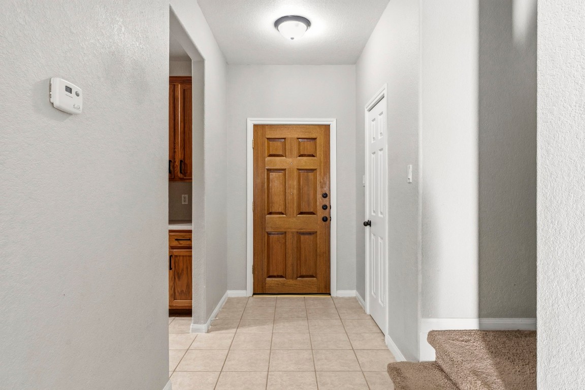 2822 Whitman Drive Property Photo 6