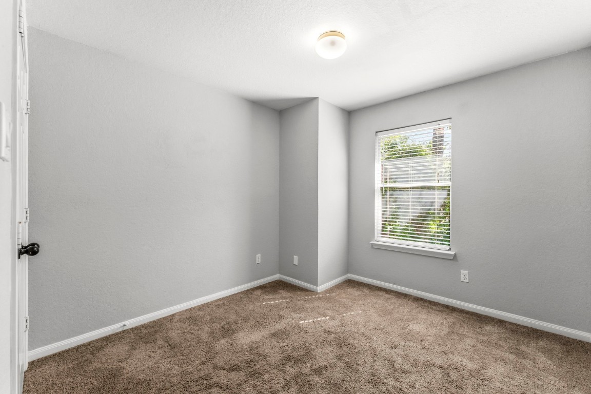 2822 Whitman Drive Property Photo 20