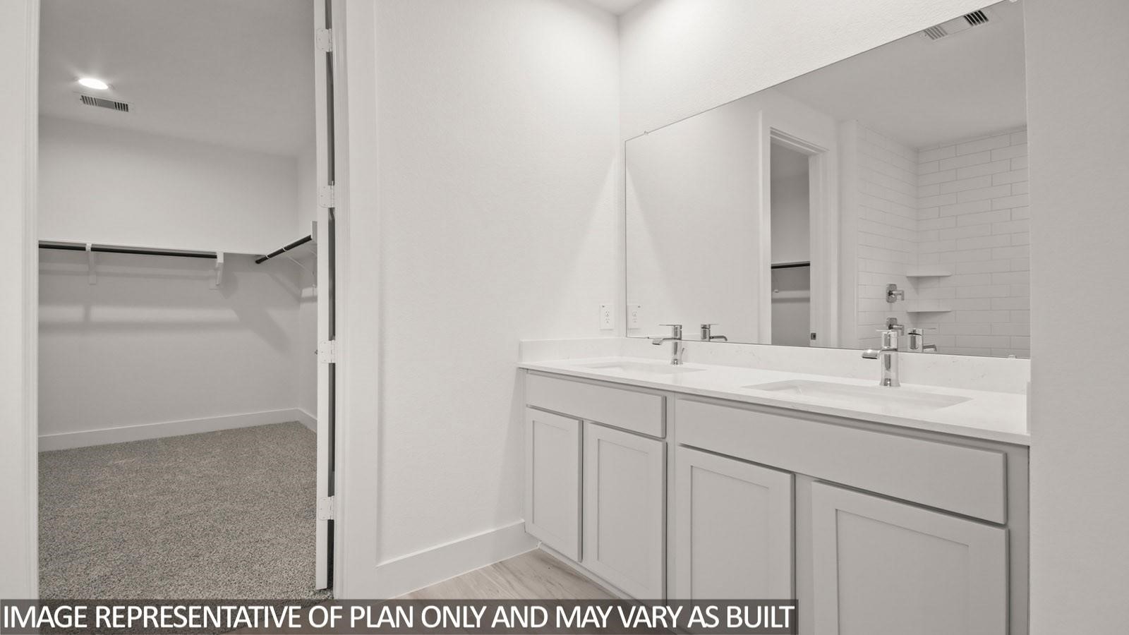 4617 Vernal Loop Property Photo 5