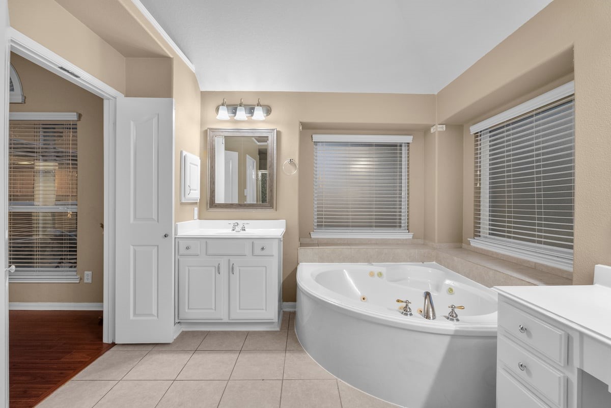 2231 Water Way Property Photo 24
