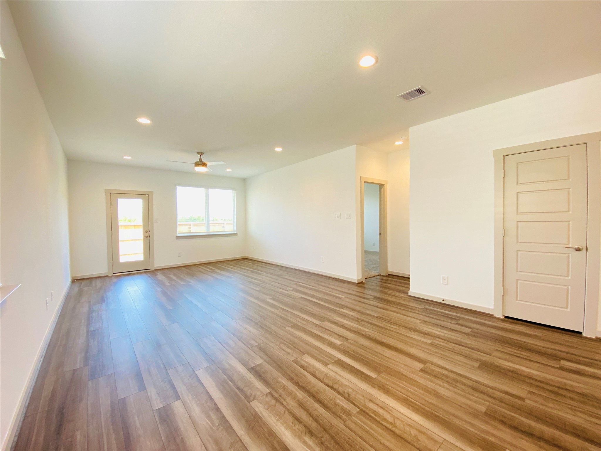 2811 Chancery Summit Court Property Photo 6