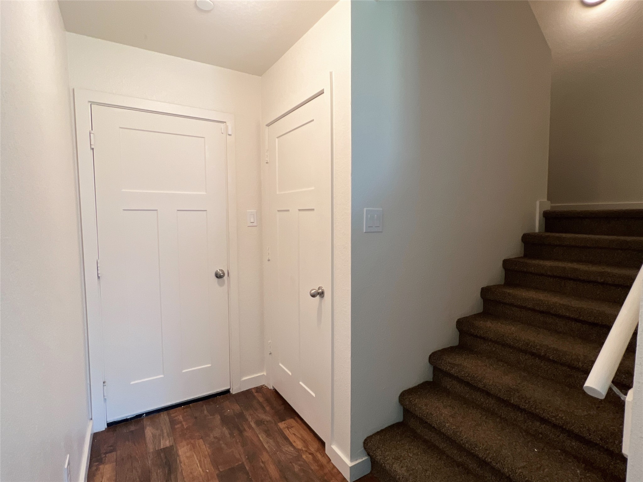 10535 Mills Road 5d Property Photo 3