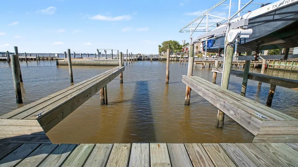4011 Nasa Rd 1 602 Property Photo 16