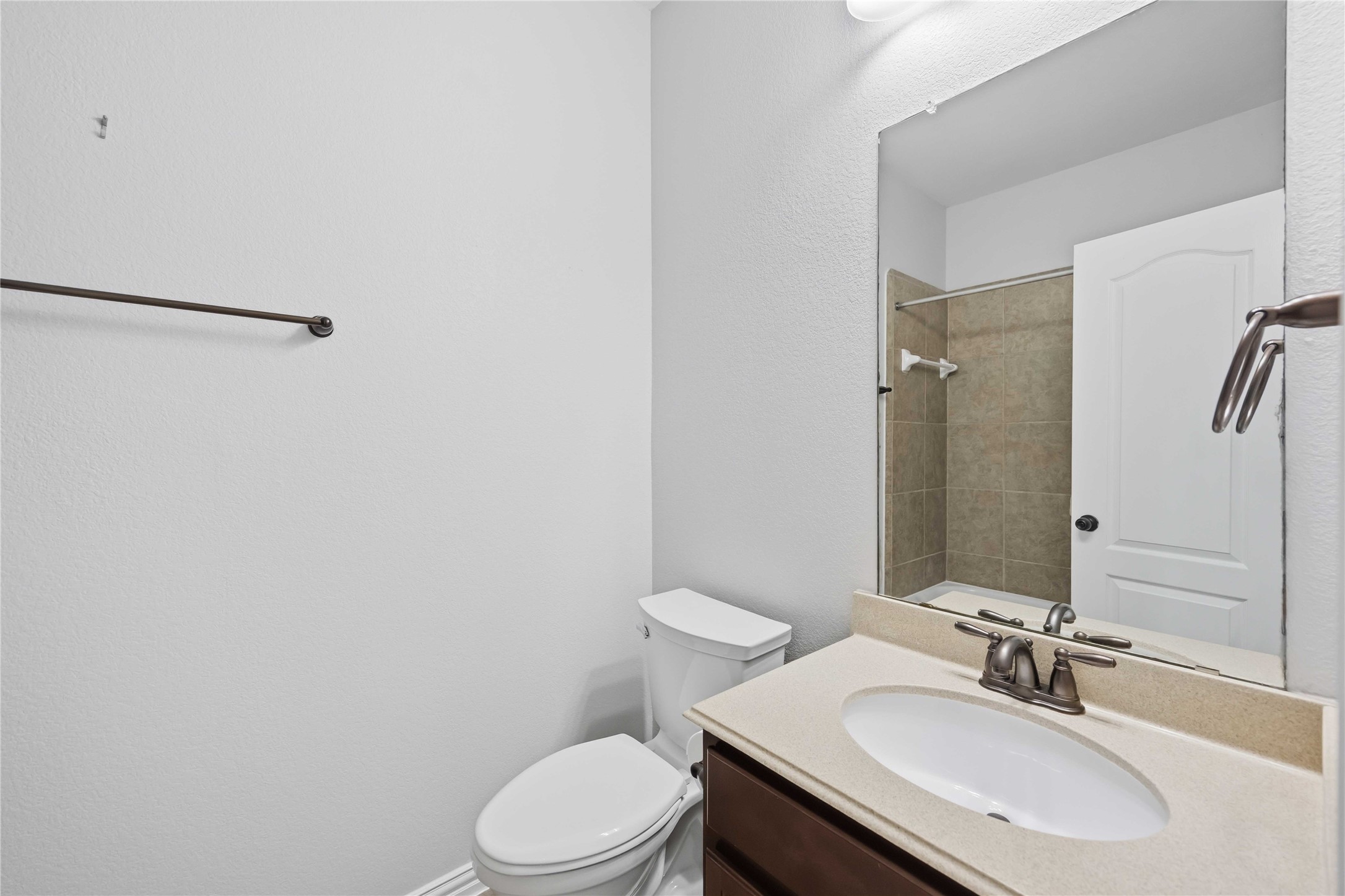 601 Dunlavy Lane Property Photo 14