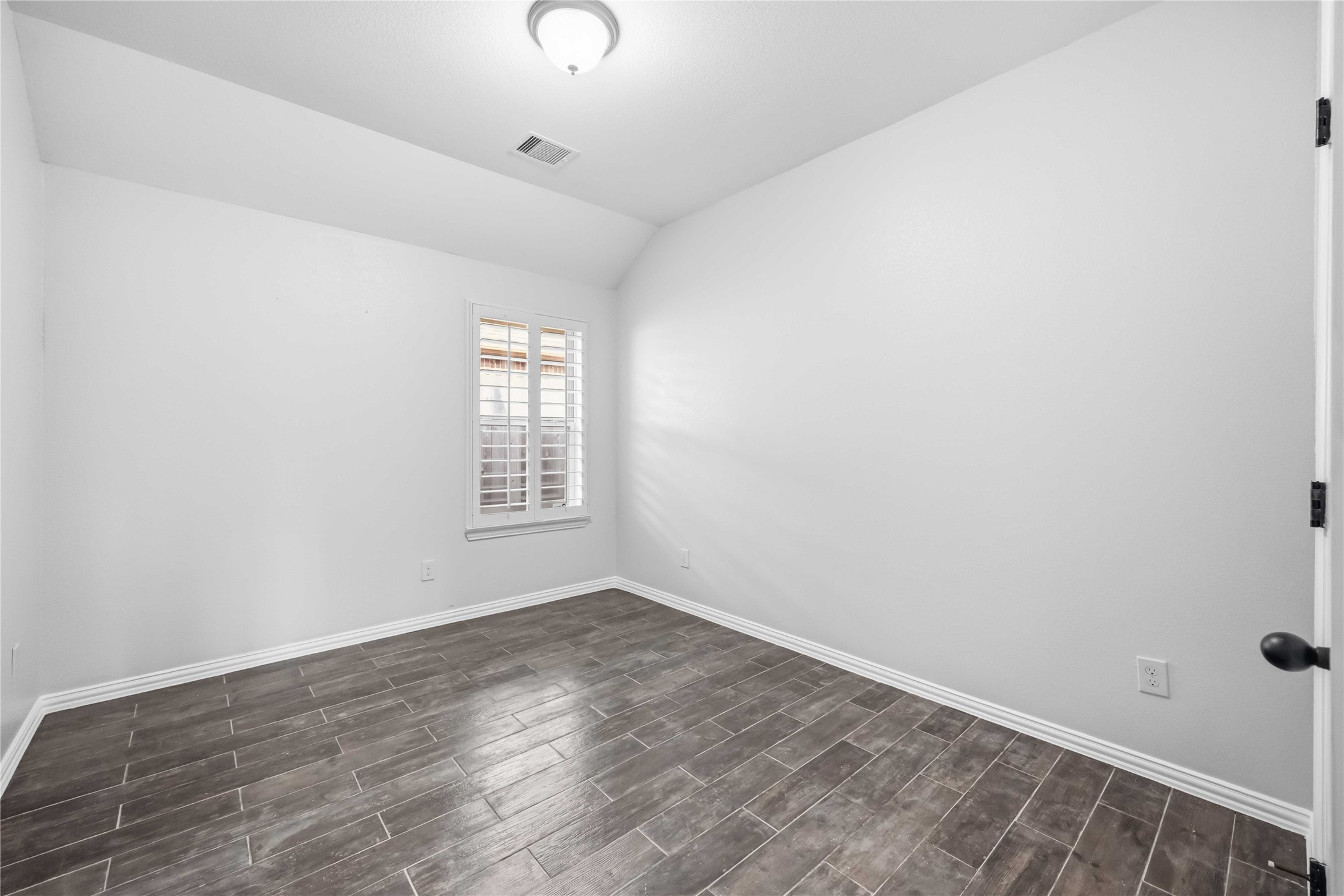 601 Dunlavy Lane Property Photo 19