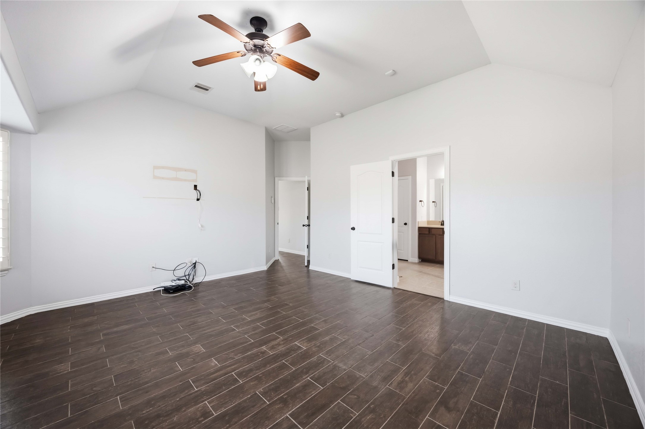 601 Dunlavy Lane Property Photo 22