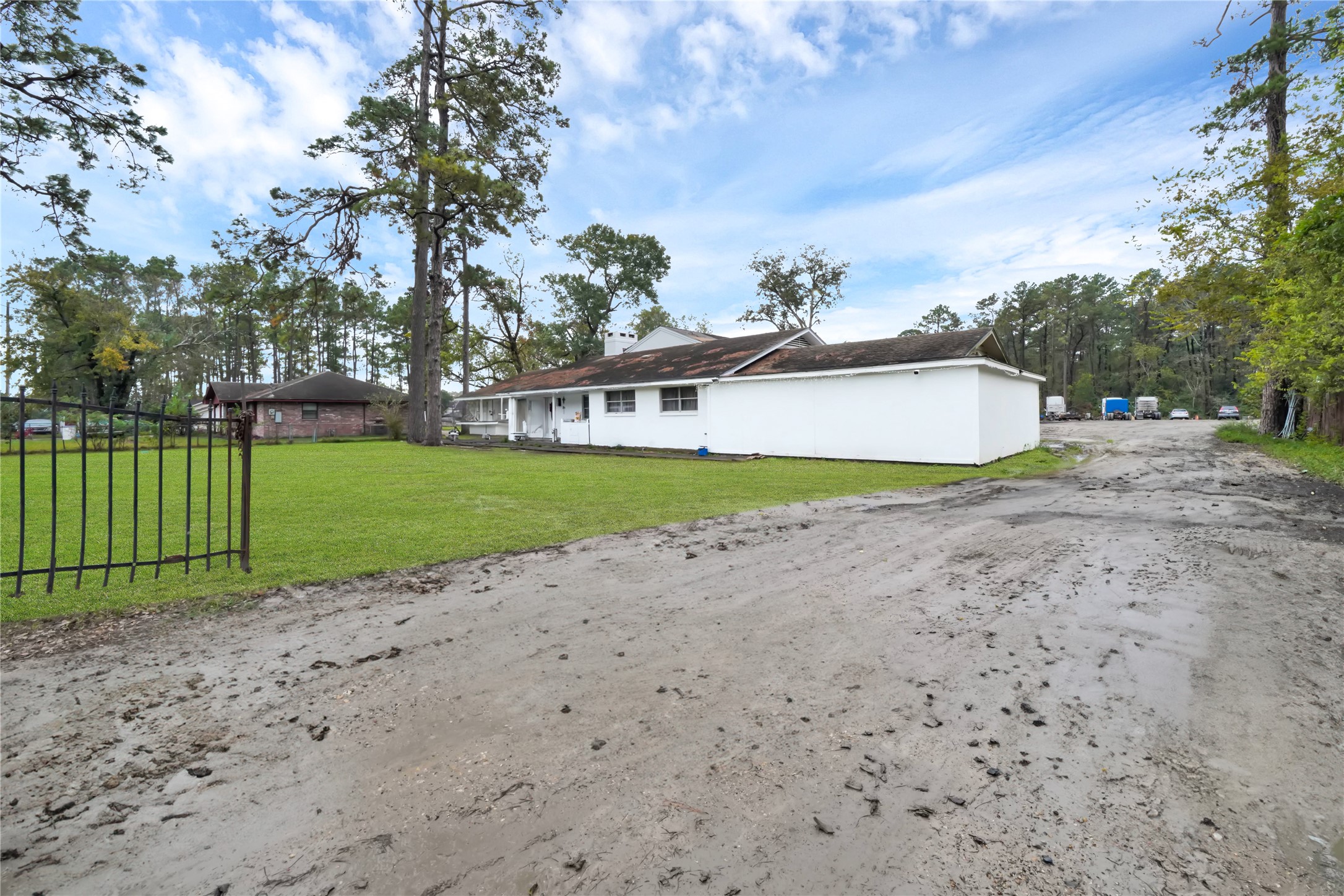 14343 Smith Road Property Photo
